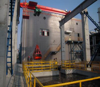 單梁抓斗起重機.jpg 單梁抓斗起重機.jpg